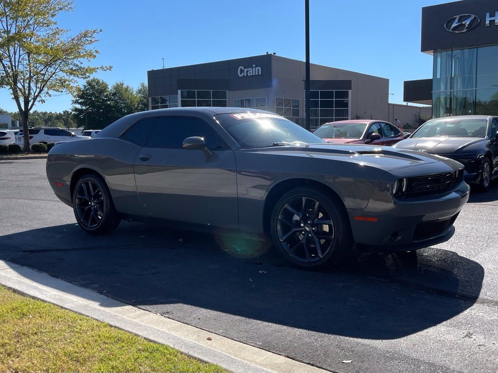 2023 Dodge Challenger SXT Clean CarFax, One Owner, Moonroof, Blacktop Pkg