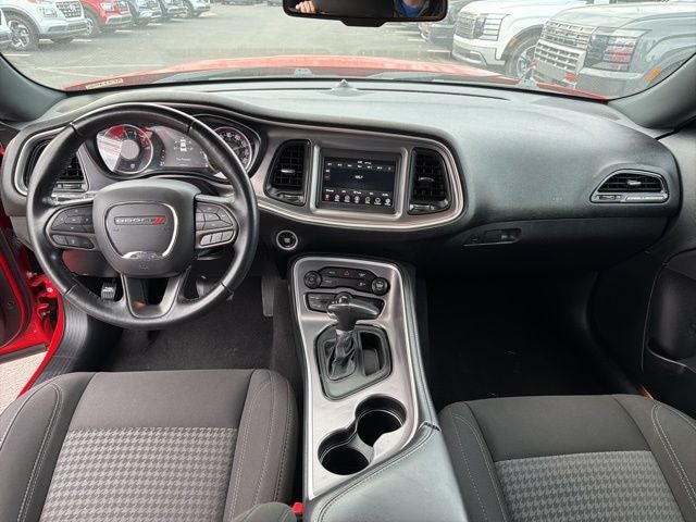 2022 Dodge Challenger SXT