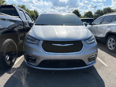 2021 Chrysler Pacifica Touring L CLEAN CARFAX 1-OWNER