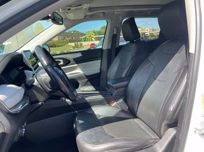 2022 Jeep Compass Limited Pano Roof, One Owner, Clean CarFax