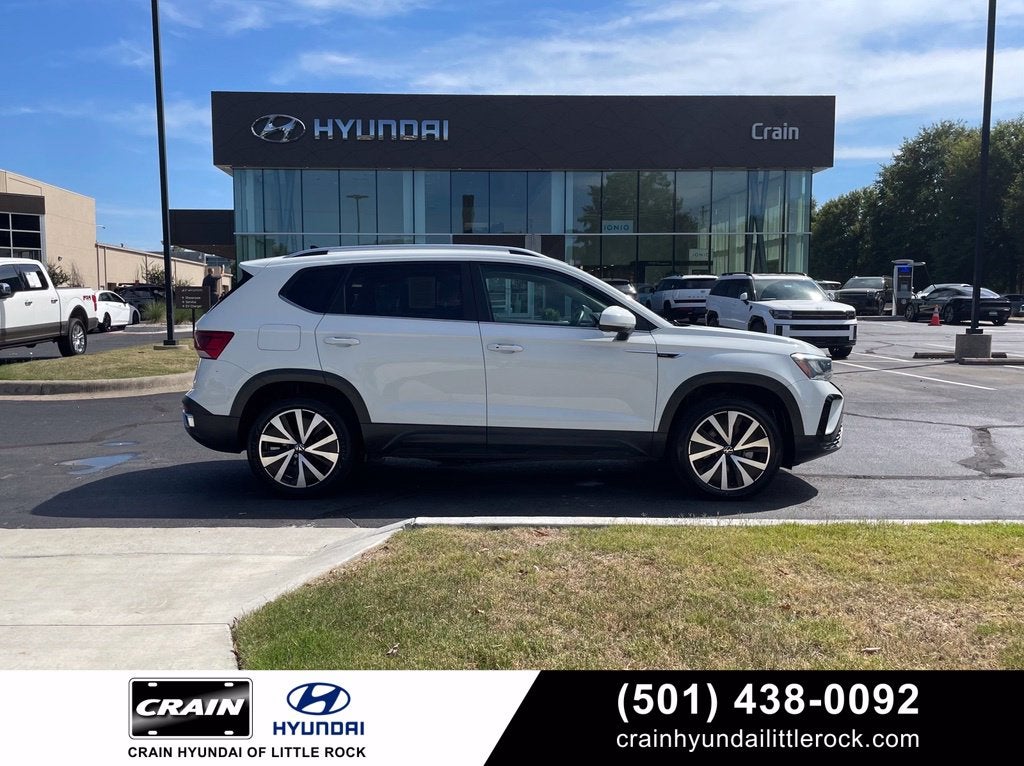 2023 Volkswagen Taos 1.5T SE Clean CarFax, One Owner