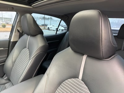 2020 Toyota Camry SE