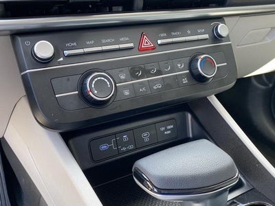 2025 Hyundai TUCSON SE FWD