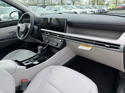 2026 Hyundai TUCSON SE FWD