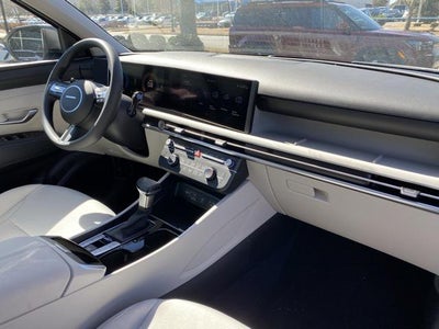 2025 Hyundai TUCSON SE FWD