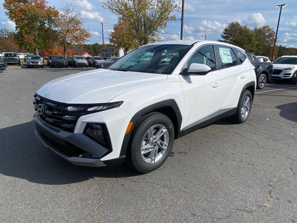 2026 Hyundai TUCSON SE FWD