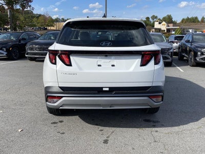 2026 Hyundai TUCSON SE FWD