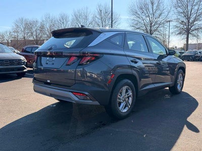 2026 Hyundai TUCSON SE FWD
