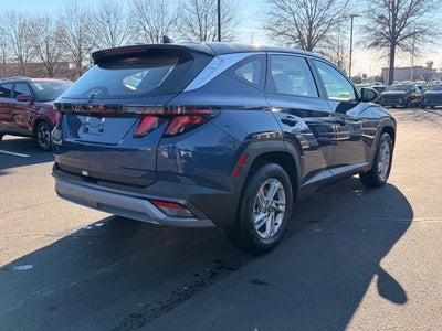 2026 Hyundai TUCSON SE FWD