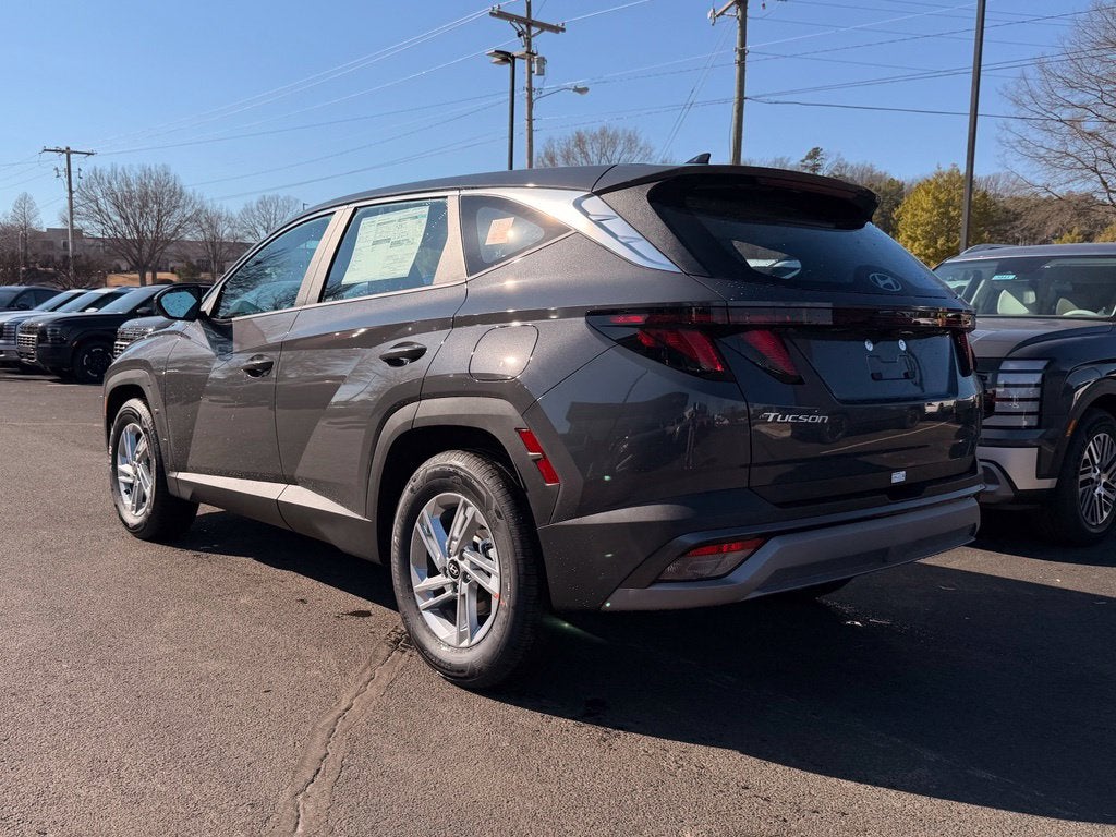 2026 Hyundai TUCSON SE