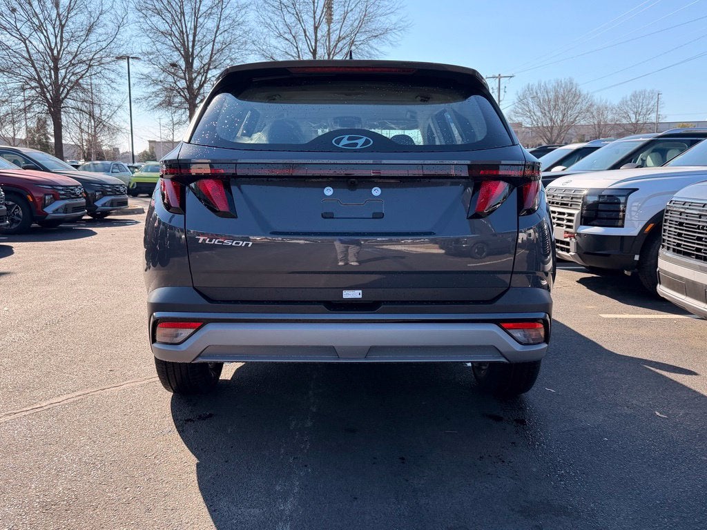 2026 Hyundai TUCSON SE