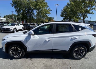 2026 Hyundai TUCSON SEL FWD