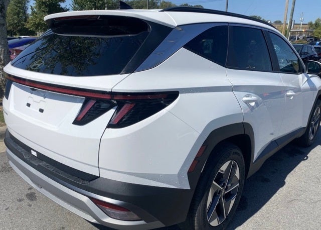 2026 Hyundai TUCSON SEL FWD