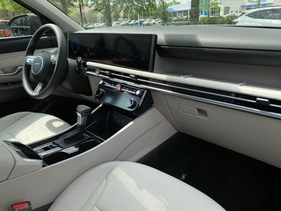 2025 Hyundai TUCSON SEL FWD