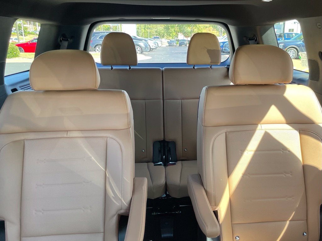 2027 Hyundai SANTA FE HYBRID Limited