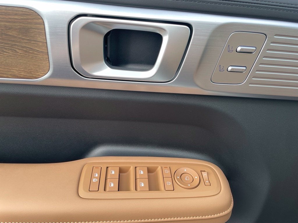2027 Hyundai SANTA FE HYBRID Limited