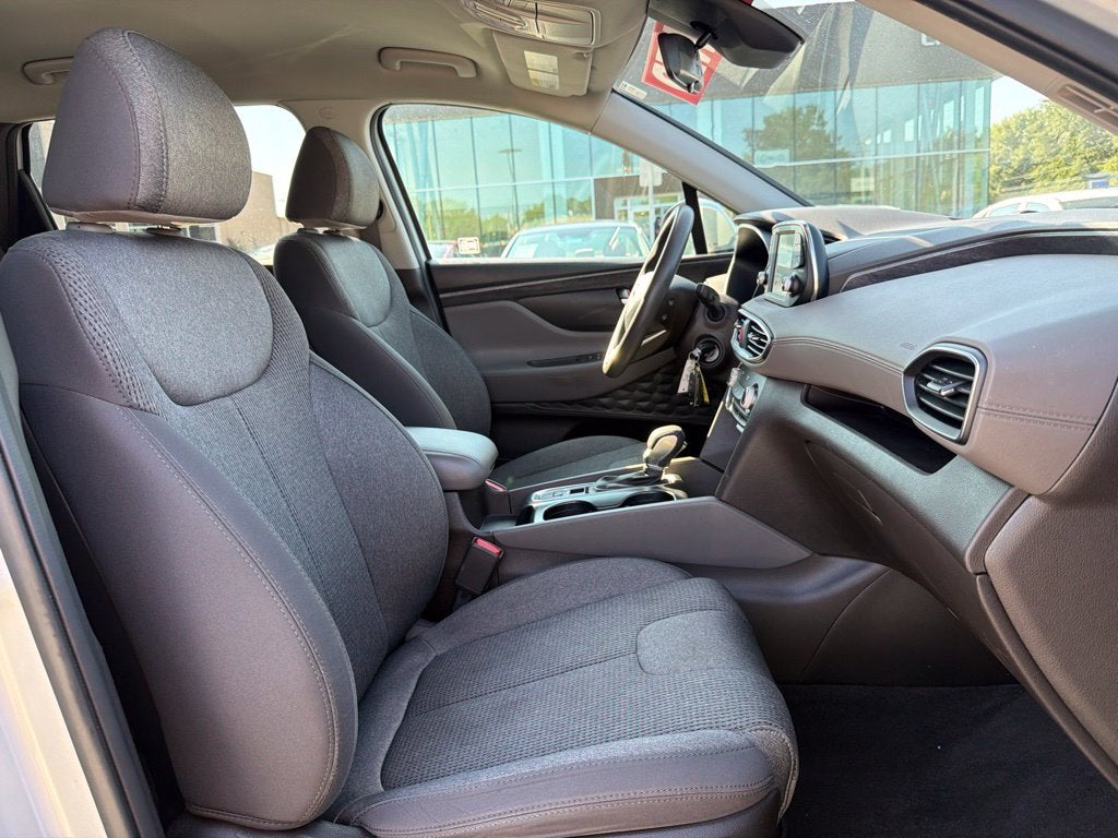 2020 Hyundai SANTA FE SE