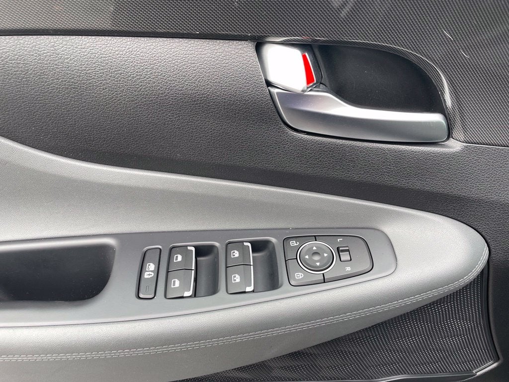 2023 Hyundai SANTA FE SEL Clean Carfax, One Owner, Third Row Seat