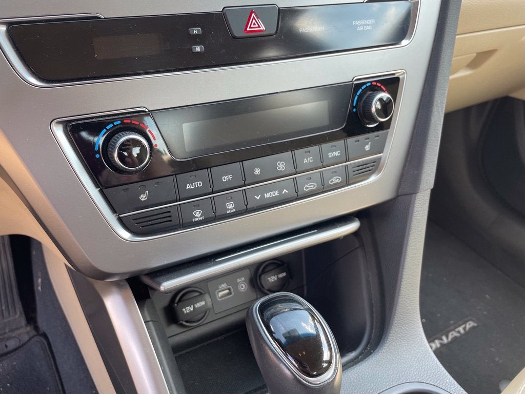 2015 Hyundai SONATA Limited Clean Carfax, One Owner, Extra Clean