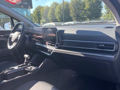 2025 Kia Sportage SX Pano Roof, Leather, One Owner