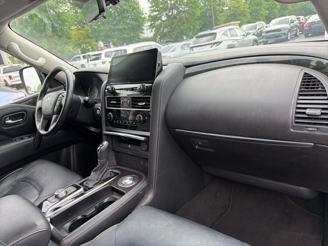 2024 INFINITI QX80 LUXE