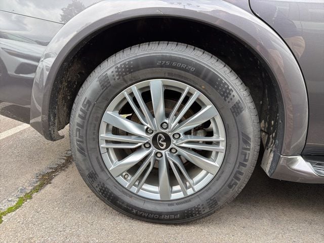 2024 INFINITI QX80 LUXE