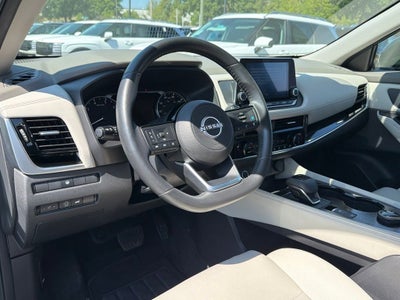 2023 Nissan Rogue SL Pano Roof, Clean CarFax, One Owner
