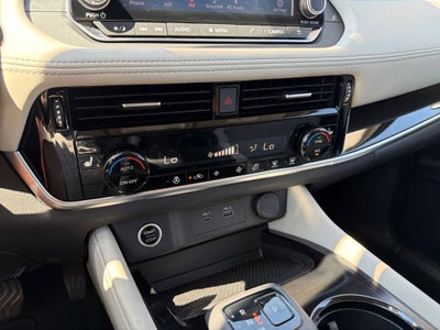 2023 Nissan Rogue SL Pano Roof, Clean CarFax, One Owner