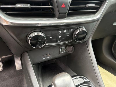 2024 Buick Encore GX Preferred CARFAX 1-OWNER