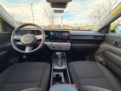 2026 Hyundai KONA SE FWD