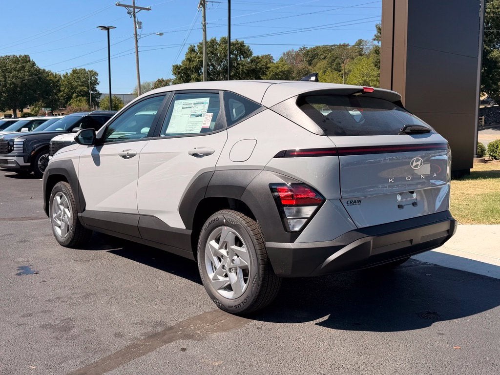 2027 Hyundai KONA SE