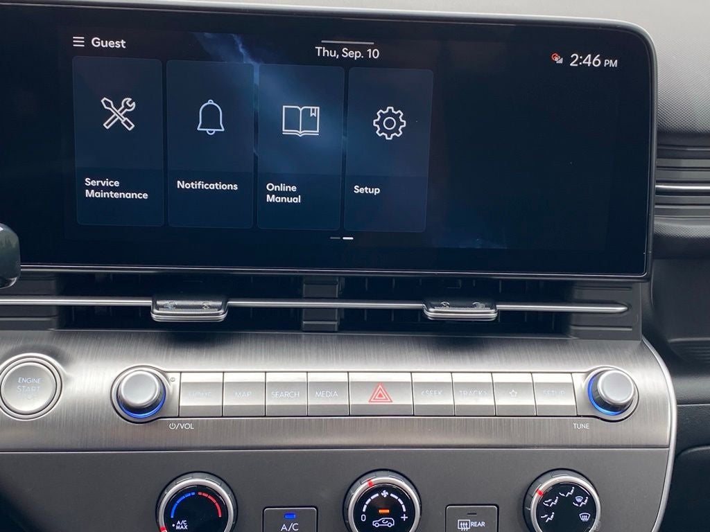 2027 Hyundai KONA SE