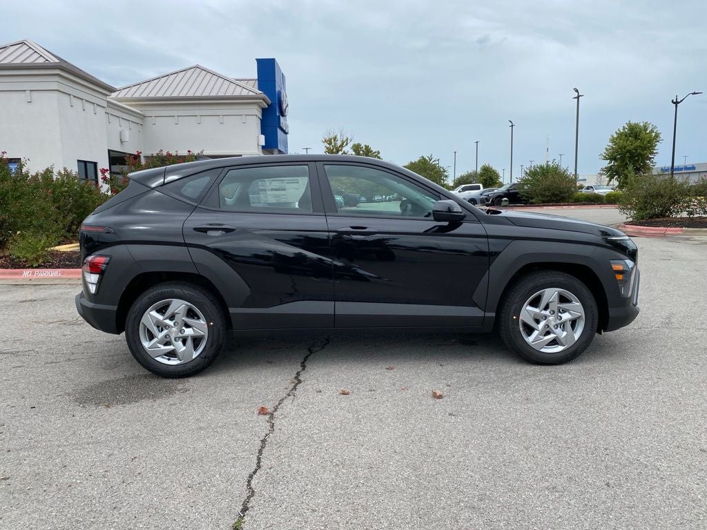 2027 Hyundai KONA SE