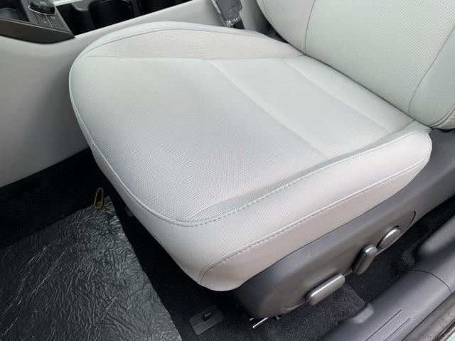 2025 Hyundai KONA ELECTRIC SEL