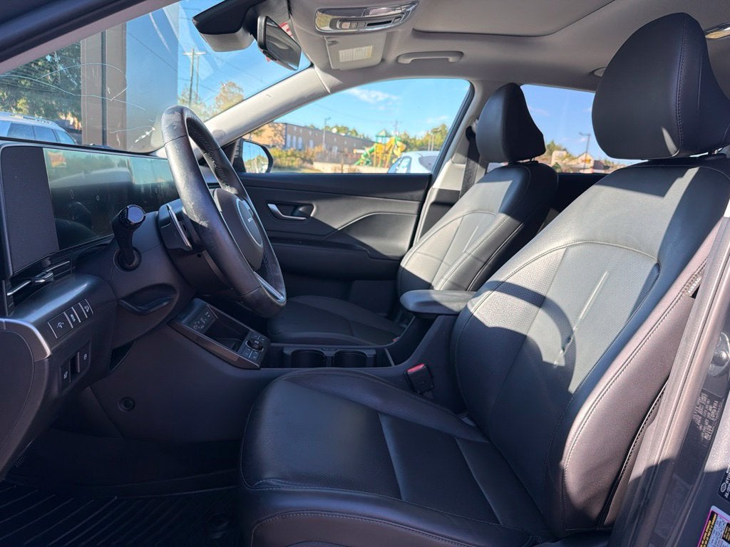 2024 Hyundai KONA Limited Moonroof, Leather, One Owner, Clean Carfax
