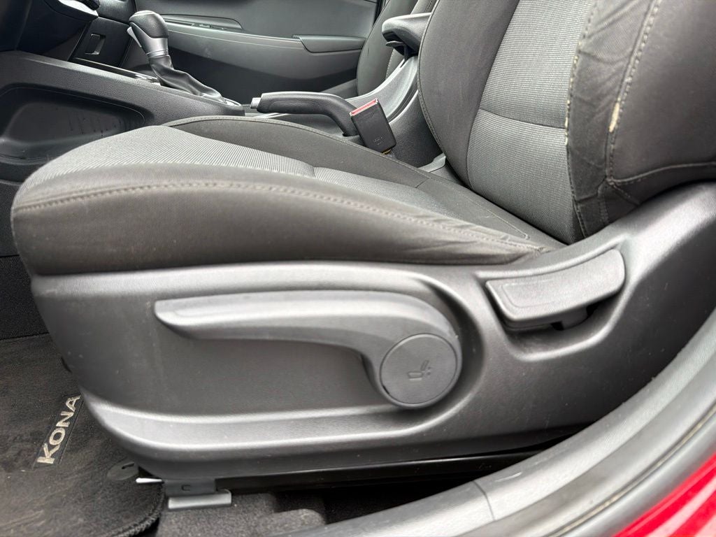 2022 Hyundai KONA SEL CLEAN CARFAX