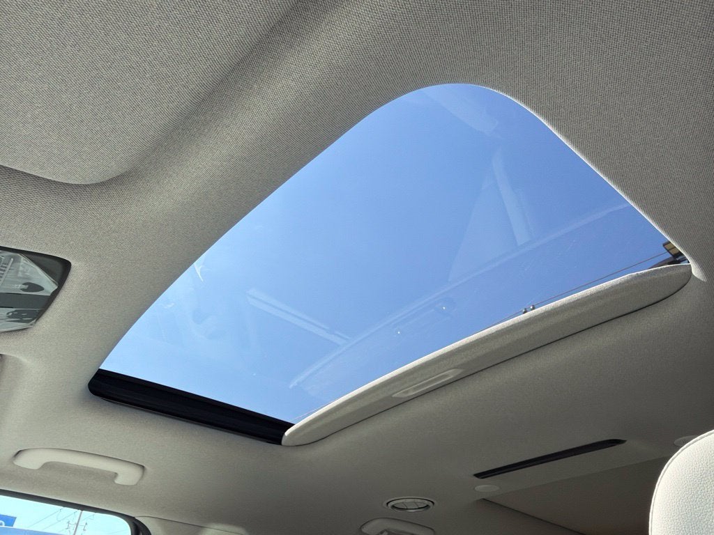 2027 Hyundai PALISADE SEL 7 Passenger