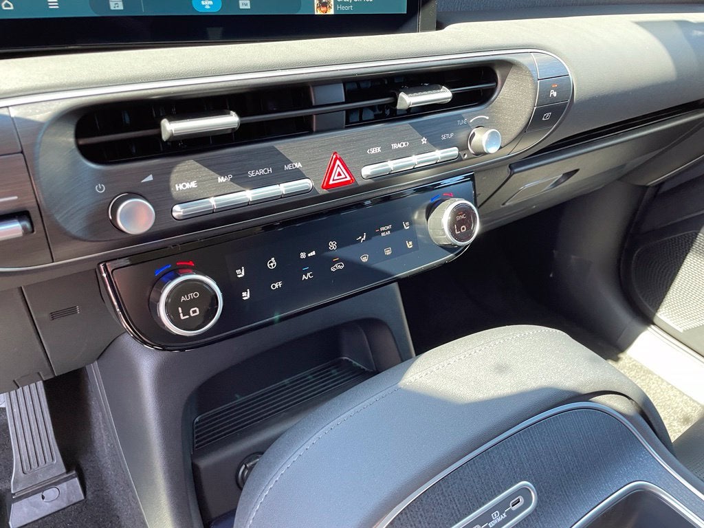 2027 Hyundai PALISADE SEL 7 Passenger