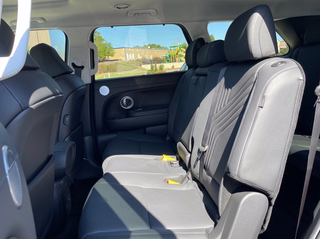 2027 Hyundai PALISADE SEL 7 Passenger