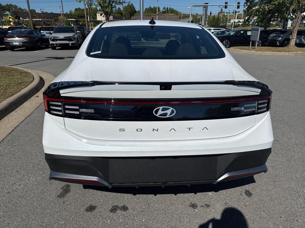 2025 Hyundai SONATA SE