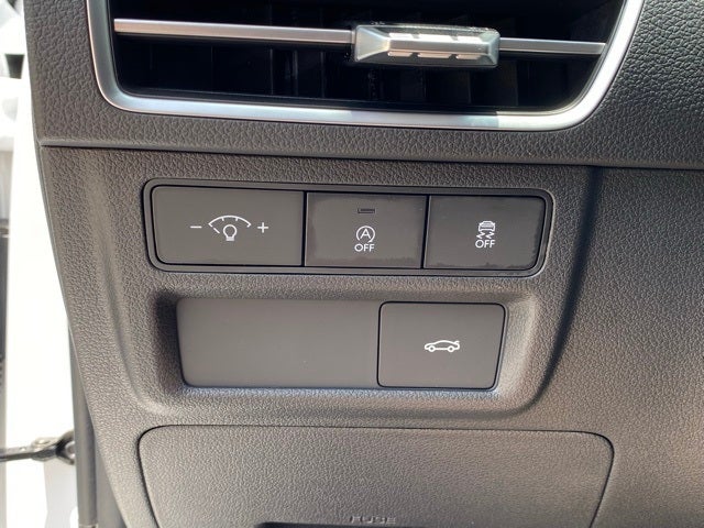 2025 Hyundai SONATA SE