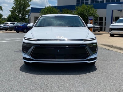 2025 Hyundai SONATA SE