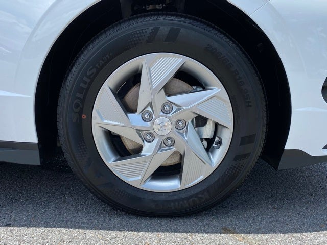 2025 Hyundai SONATA SE