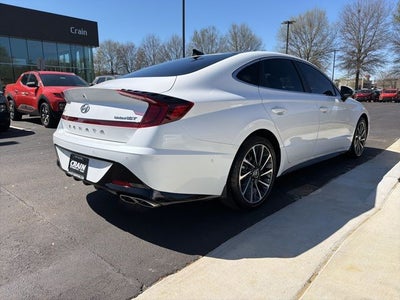 2022 Hyundai SONATA Limited