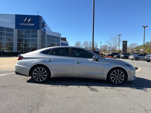 2021 Hyundai SONATA Limited