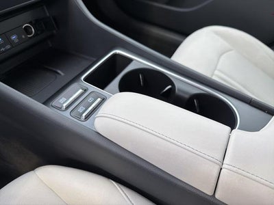 2025 Hyundai SONATA HYBRID SEL