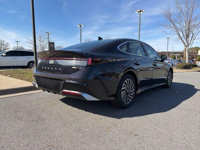 2026 Hyundai SONATA HYBRID SEL