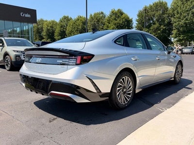 2026 Hyundai SONATA HYBRID SEL
