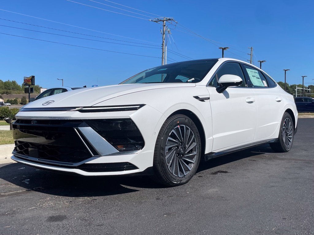 2027 Hyundai SONATA HYBRID Limited