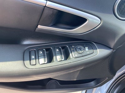 2024 Hyundai SONATA SEL One Owner, Clean Carfax